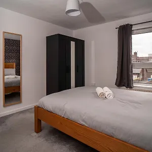 Apartment In Centre - Sleeps 5 People, Belfast